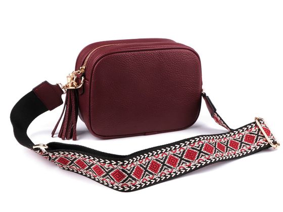 Dámska / dievčenská kabelka crossbody s popruhom 22x16 cm